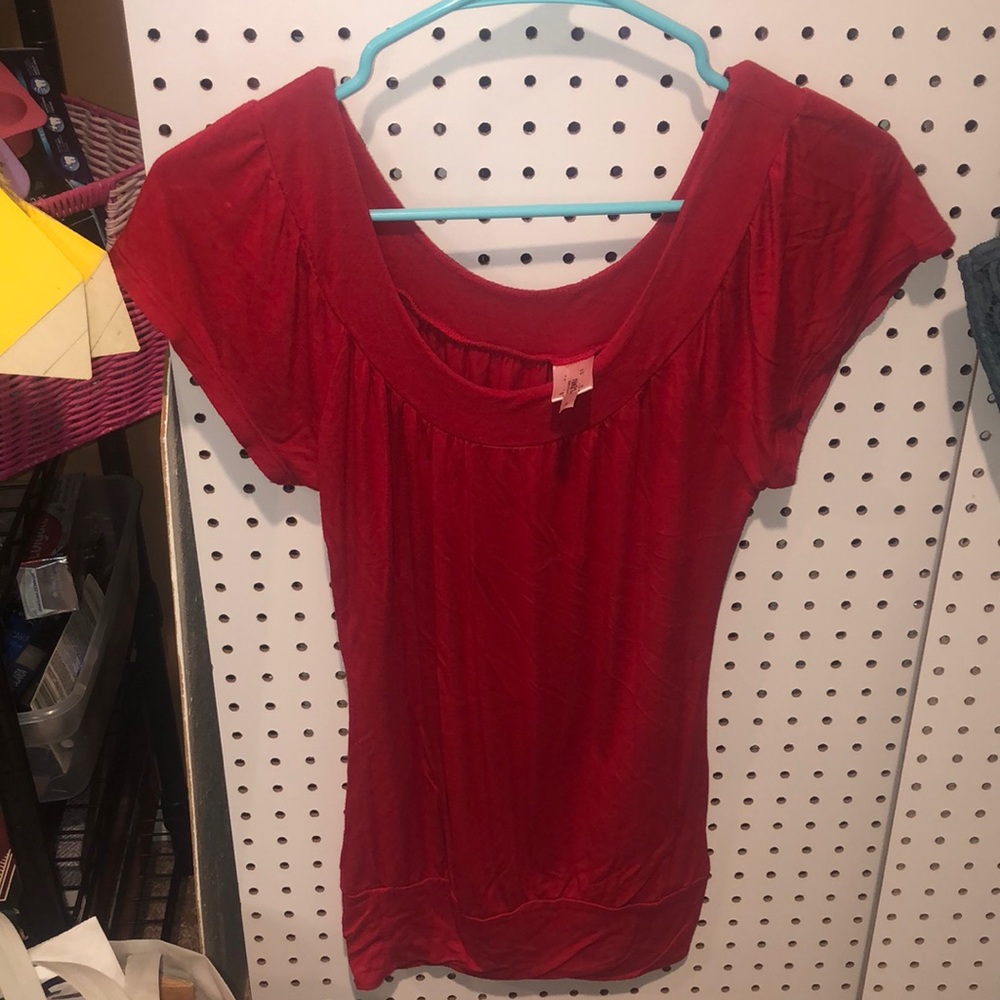 Women’s dressy top